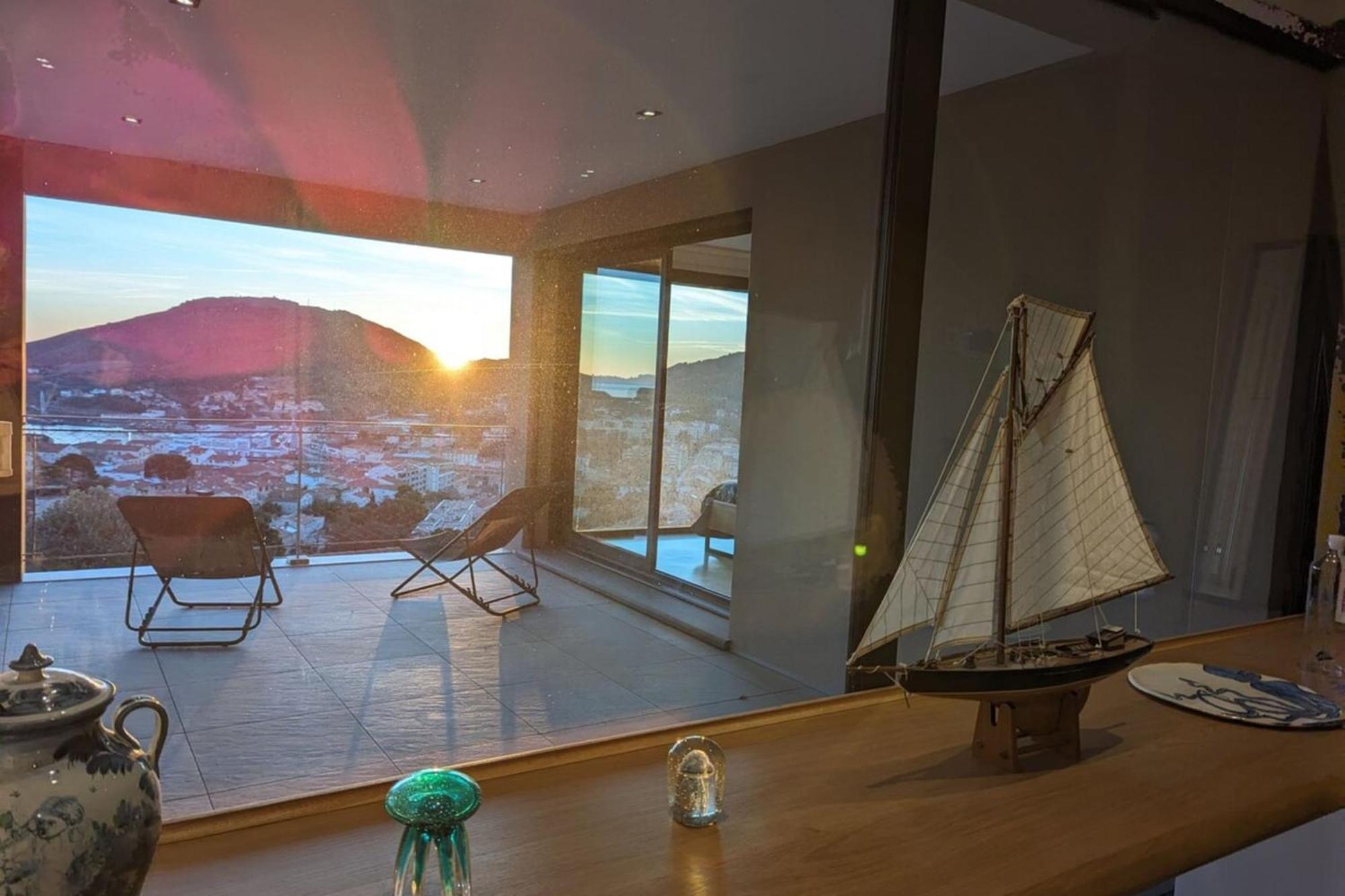 Les Mille Et Une Vitres - Villa D'Architecte Port Vendres Exteriér fotografie
